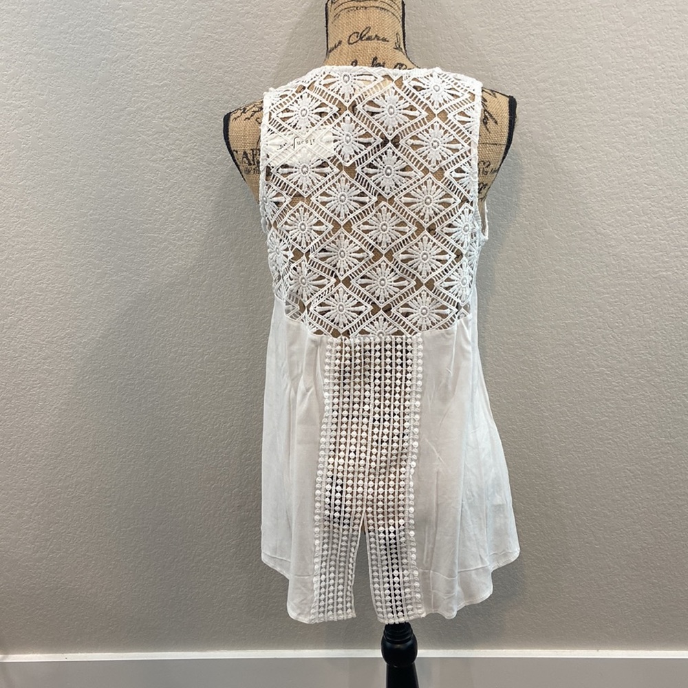 Maison Jules Crochet Flyaway Tunic Tank - Picture 2 of 10